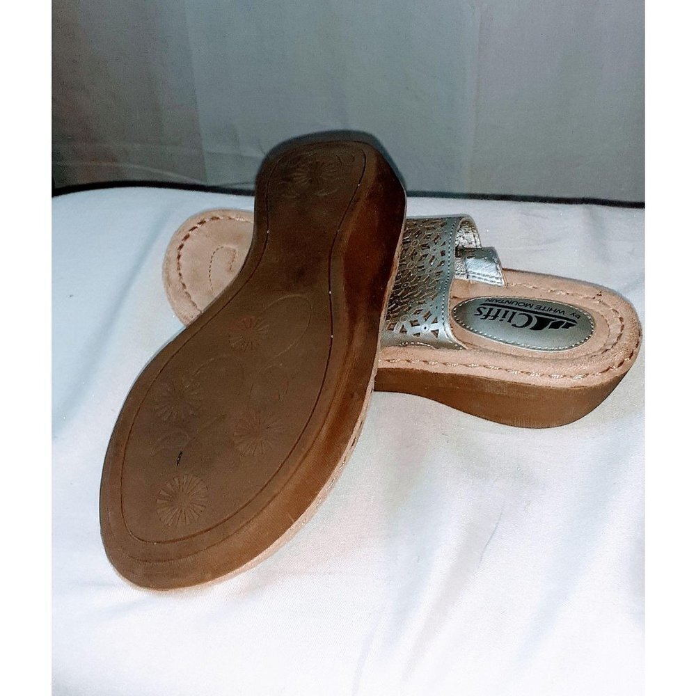 Sandals - Picture 2 of 5